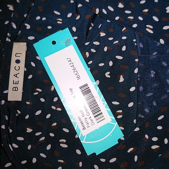 Beacon Patty Roll Tab Knit Top LP NWT - Picture 2 of 2